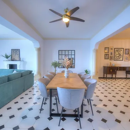 Beautifully Furnished Seafront 4 Bedrooms Goslm-4 公寓 斯利马