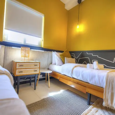 Beautifully Furnished Seafront 4 Bedrooms Goslm-4