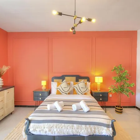 Apartment Beautifully Furnished Seafront 4 Bedrooms Goslm-4 Sliema