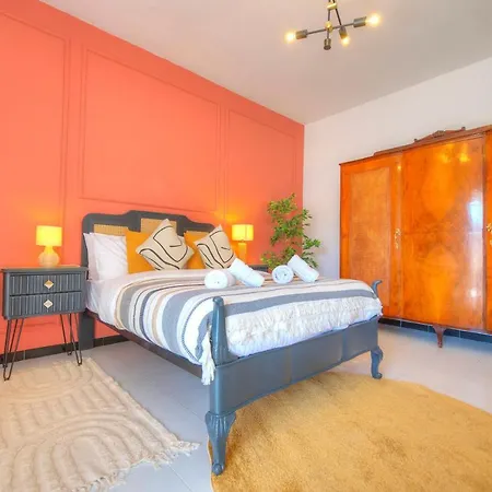 Beautifully Furnished Seafront 4 Bedrooms Goslm-4 Lägenhet