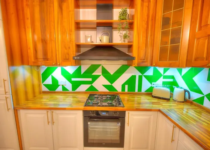 Beautifully Furnished Seafront 4 Bedrooms Goslm-4