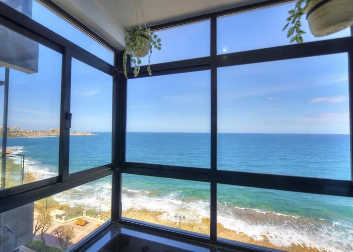 Beautifully Furnished Seafront 4 Bedrooms Goslm-4