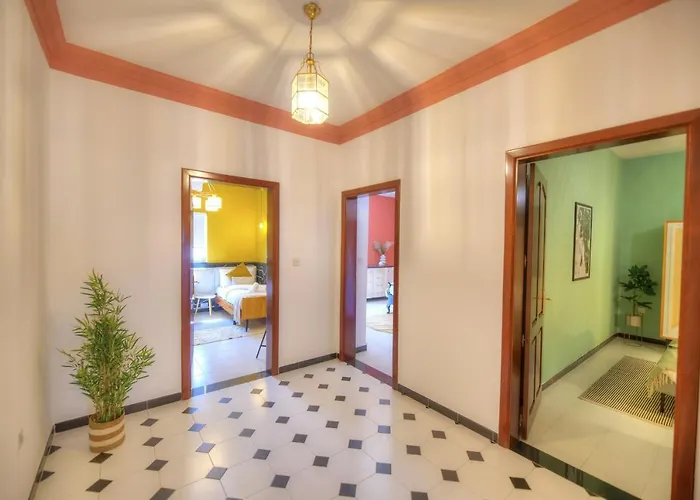 Beautifully Furnished Seafront 4 Bedrooms Goslm-4 *